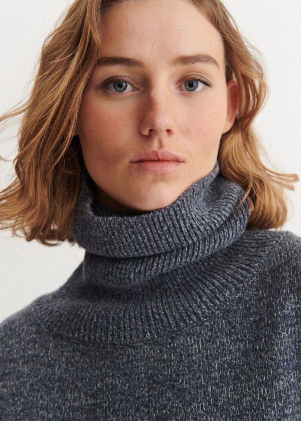 Pullover oversize spacchi e collo alto - M/L, Mar Nero